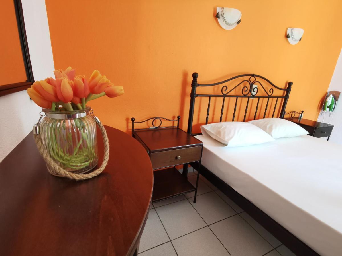Aparthotel Marinos Aparts Sívota Exterior foto
